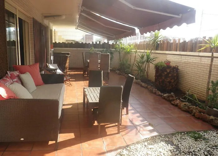 Appt Terrasse, Piscine, Locamar Appt Cristina *